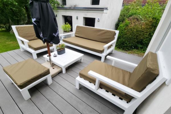 Une housse de coussin sur mesure pour un confort optimal